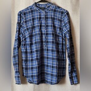 J. Crew•long-sleeve half button-down blouse•size 6•cotton blend•blue/white plaid